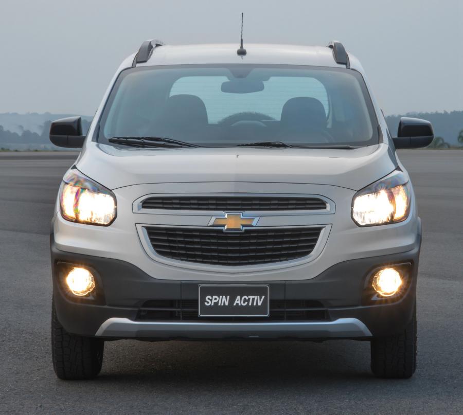  Chevrolet Spin Activ 2014 года  (фото 3 из 16)